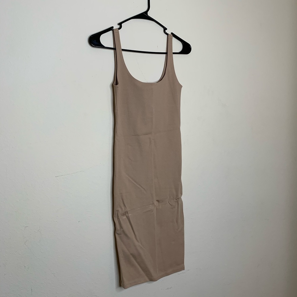 Bodycon nude dress